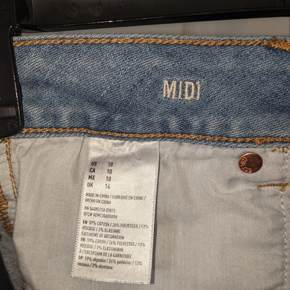 American Eagle Super Super Stretch Midi Shorts - Picture 5 of 5